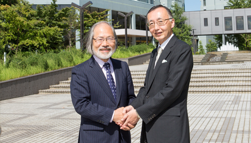 学長対談（前西氏）