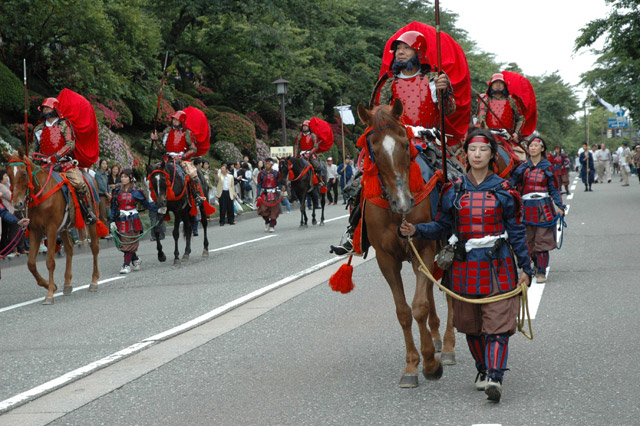 Hyakumangoku parade