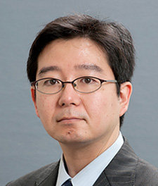 由井薗 隆也