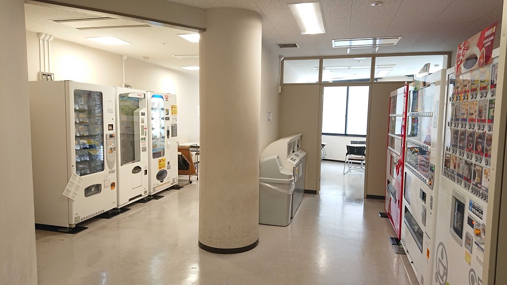 自販機の部屋